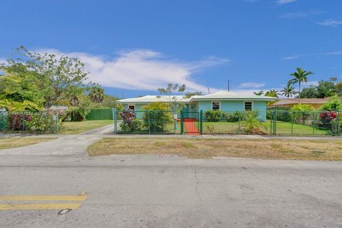 16001 Sw 98th Ave, Miami, FL, 33157-3309 | Card Image