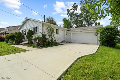 210 Magnolia Ave, Northfield, OH, 44067-1337 | Card Image