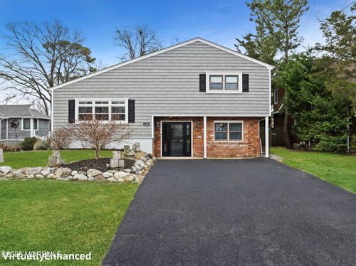 109 Fischer Blvd, Toms River, NJ, 08753-6204 | Card Image