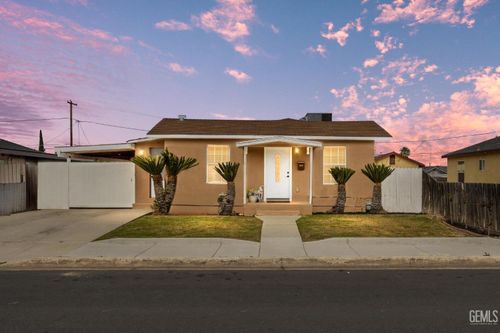 1532 3rd St, Wasco, CA, 93280-1220 | Card Image
