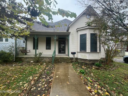 526 W Virginia Ave, Pineville, KY, 40977-1324 | Card Image