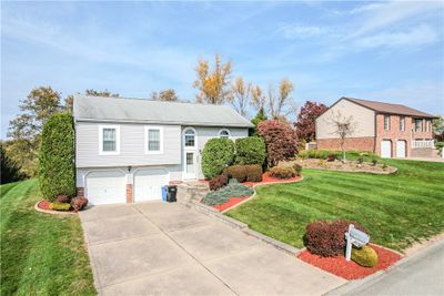 1131 Aerie Dr, House other with 3 bedrooms, 1 bathrooms and null parking in North Huntingdon PA | Image 2