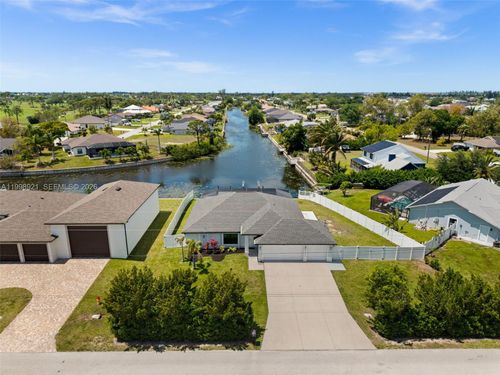 1808 Sw 8th Pl, Cape Coral, FL, 33991-3309 | Card Image