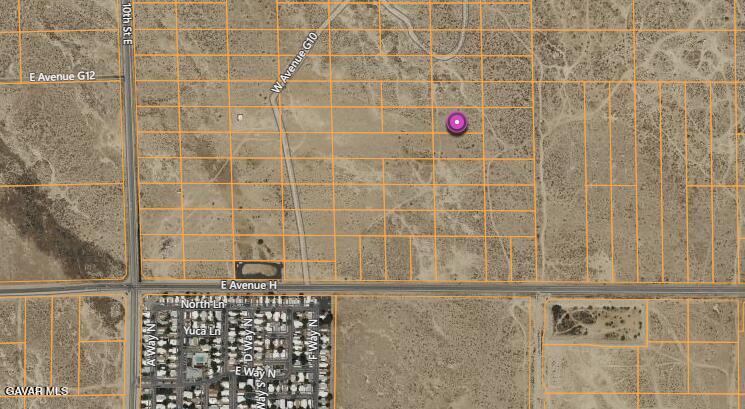 Land in Lancaster 2