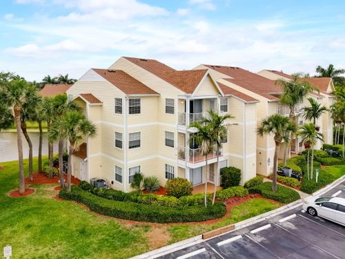 121-1850 Charlesmont Drive, Indialantic, FL, 32903 | Card Image