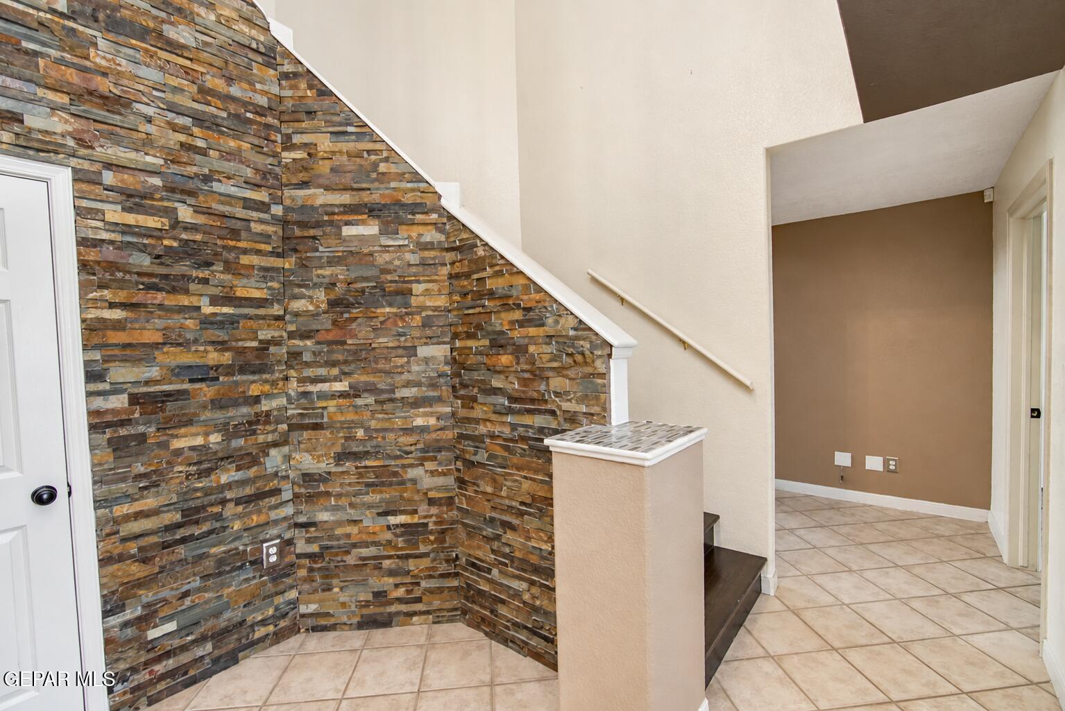 Residential Lease in El Paso 5