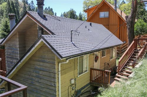 807 Virginia Ct, Lake Arrowhead, CA, 92352 | Card Image