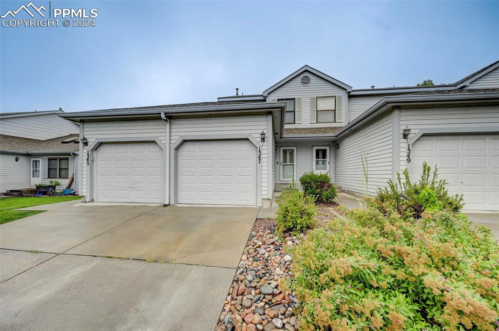 Firefly Cir, Colorado Springs, CO 80916