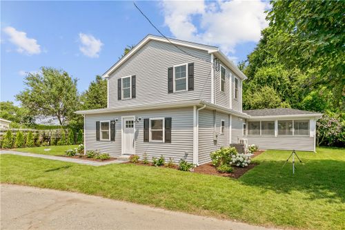 143 Cottage Avenue, Portsmouth, RI, 02871 | Card Image