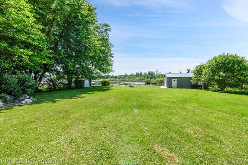 471 Lou Alice Dr, Columbiaville, MI, 48421-9705 | Card Image