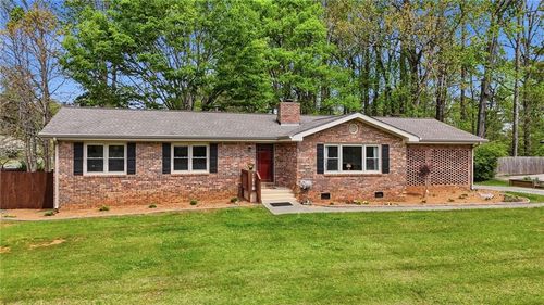 201 Dillard Dr Ne, Kennesaw, GA, 30144-2216 | Card Image