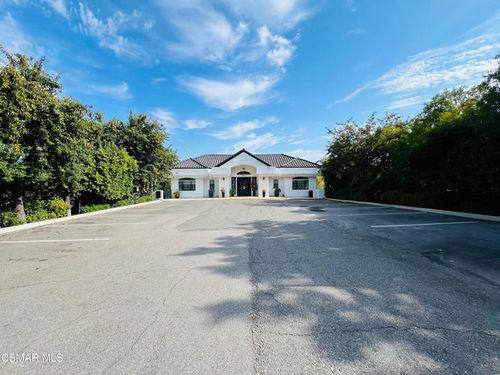 c-28219 Agoura Rd, Agoura Hills, CA, 91301-2403 | Card Image