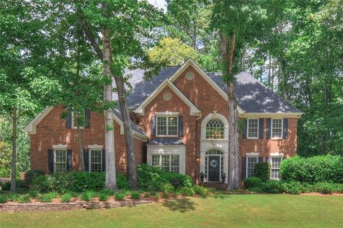 3999 The Dales Ln, Peachtree Corners, GA, 30092-2163 | Card Image