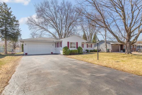 2042 Bluestone Lane, Eagan, MN, 55122 | Card Image