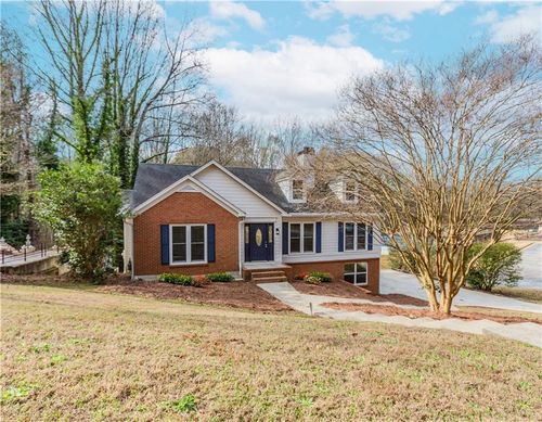 3083 Rock Creek Dr, Rex, GA, 30273-2439 | Card Image