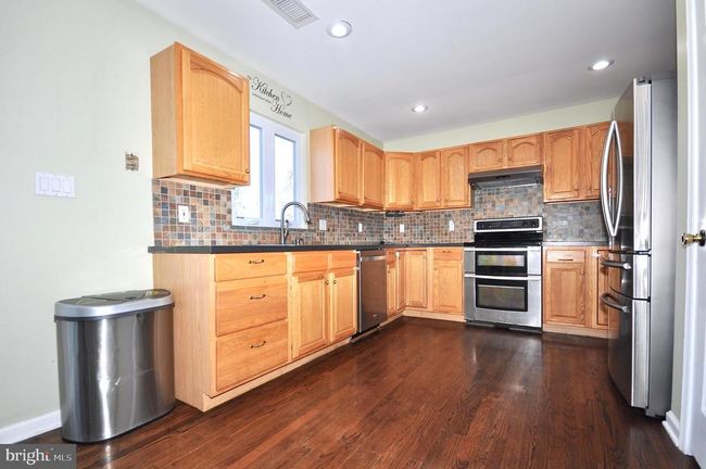 1723 Dixon Ave, House other with 3 bedrooms, 3 bathrooms and null parking in CROYDON PA | Image 8