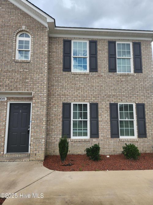 b-308 S Pointe Dr, Winterville, NC, 28590-9959 | Card Image