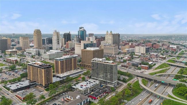 APT-403 - 600 Admiral Blvd, Condo with 3 bedrooms, 4 bathrooms and null parking in Kansas City MO | Image 47