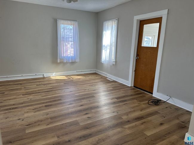 200 E 2 Nd St, House other with 3 bedrooms, 1 bathrooms and null parking in Freeman SD | Image 15