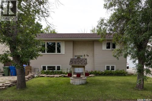 50 Hyland Cres, Regina, SK, S4R7P3 | Card Image