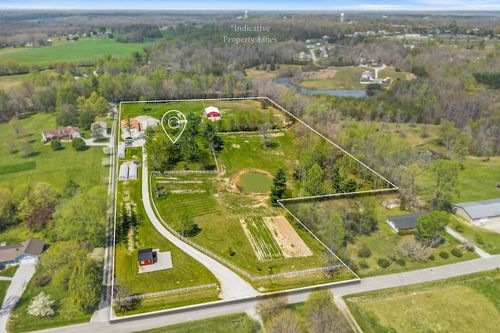 698 Maynard Rd, Crossville, TN, 38571-0670 | Card Image