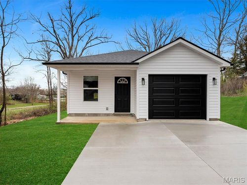 45 E Oak St, Saint Clair, MO, 63077-1443 | Card Image