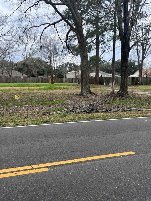 1554 Rollins Rd, Zachary, LA, 70791-2221 | Card Image