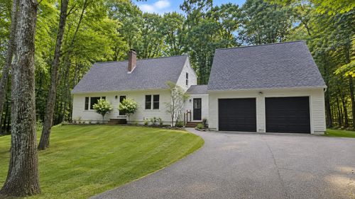 16 Moharimet Dr, Madbury, NH, 03823-7515 | Card Image