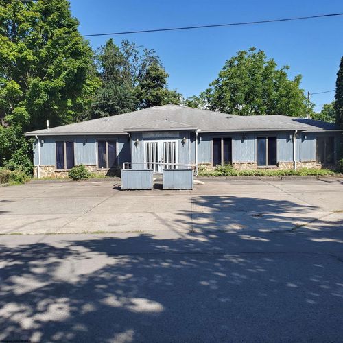 635 Robert E Lee Avenue, Elkins, WV, 26241 | Card Image