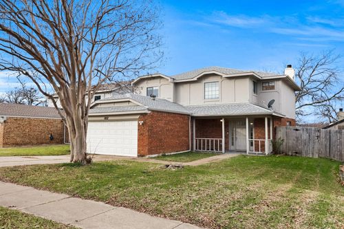 1827 Sonnet Dr, Grapevine, TX, 76051-2723 | Card Image