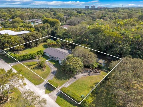6440 Sw 129th Ter, Pinecrest, FL, 33156-7076 | Card Image