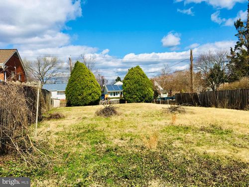 413 Mcarthur Dr, ROCKVILLE, MD, 20850-1581 | Card Image