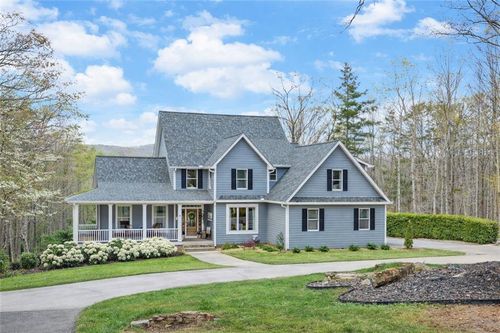 375 Ridgewood Rd, CLARKESVILLE, GA, 30523-3763 | Card Image