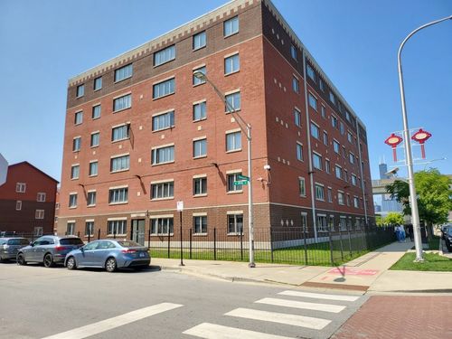 2b-1828 S Wentworth Ave, Chicago, IL, 60616-4956 | Card Image
