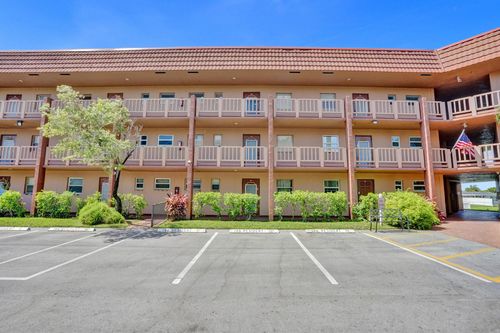apt-305-9700 Sunrise Lakes Blvd, Sunrise, FL, 33322-6210 | Card Image