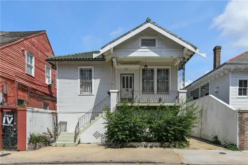 1311 Bourbon St, New Orleans, LA, 70116-2522 | Card Image