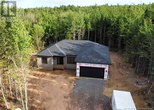 19 Maefield St, Lower Coverdale, NB, E1J0H7 | Card Image