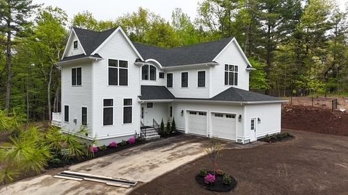 213 Sandy Valley Rd, Dedham, MA, 02026-5828 | Card Image