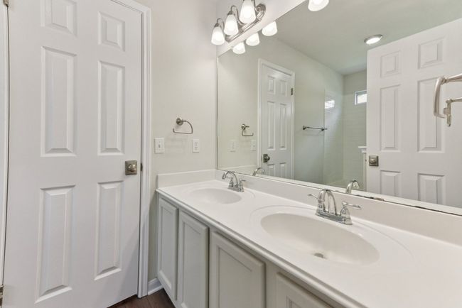 906 Jasmine Trl, House other with 3 bedrooms, 2 bathrooms and 4 parking in Georgetown TX | Image 14
