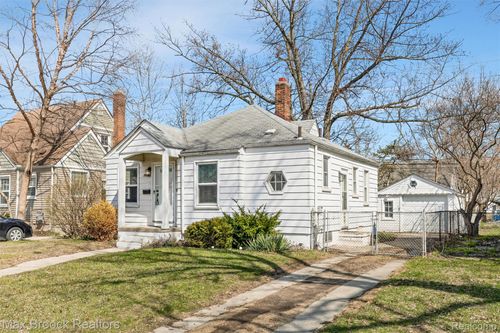 774 Gardendale St, Ferndale, MI, 48220-2485 | Card Image