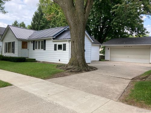 6361 4th St, Cass City, MI, 48726-1307 | Card Image