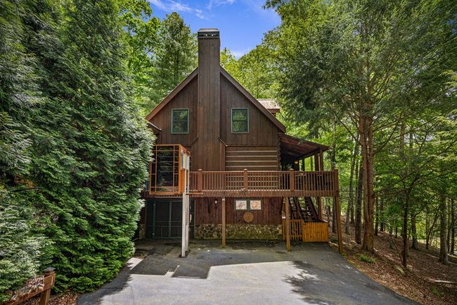 143 Kaely Dr, Home with 3 bedrooms, 3 bathrooms and null parking in Mineral Bluff GA | Image 88