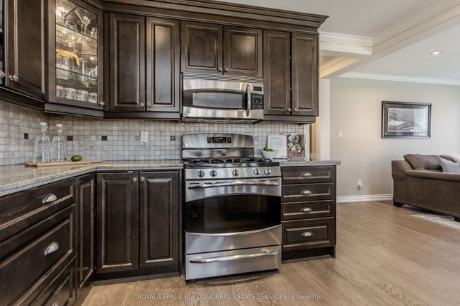 2033 Headon Forest Dr, House other with 5 bedrooms, 4 bathrooms and 2 parking in Burlington ON | Image 19