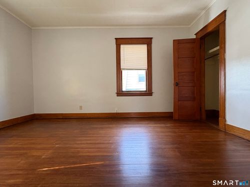 apt-3-20 Nash St, New Britain, CT, 06053-5229 | Card Image