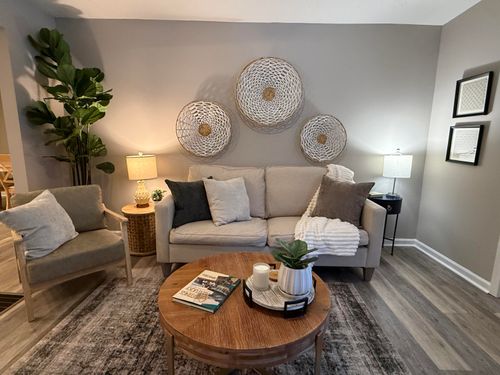 338 Chambers Ave, Georgetown, KY, 40324-1887 | Card Image