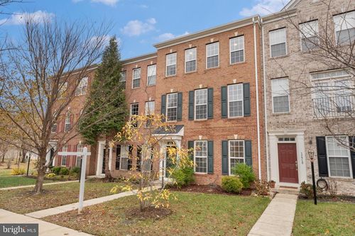 15908 Mackenzie Manor Dr, HAYMARKET, VA, 20169-4995 | Card Image