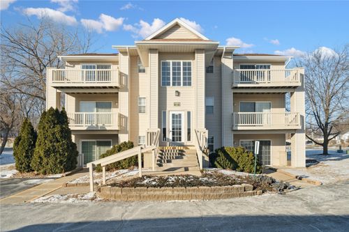 3503 E Ave Nw #A, Cedar Rapids, IA, 52405 | Card Image