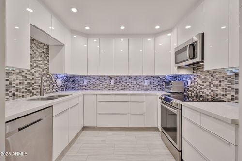 232-17404 N 99th Ave, Sun City, AZ, 85373-2019 | Card Image