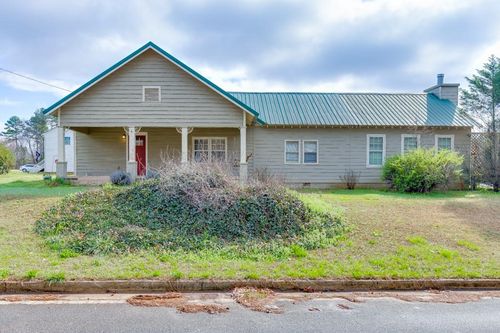 1051 Gage Dr, winder, GA, 30680-7480 | Card Image
