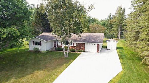 530 Alpha Ct, Antigo, WI, 54409-2718 | Card Image
